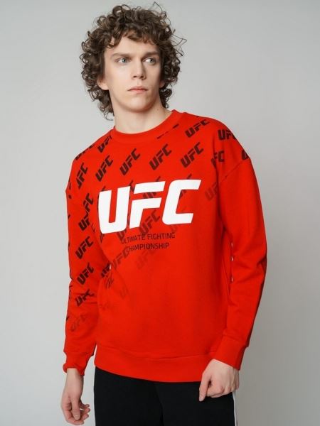  UFC выпустил коллекцию мужской одежды совместно с российским брендом ТВОЕ 